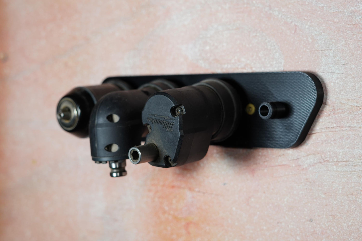 vertical mount holding all three heads (etsy image id: 6789781506)
