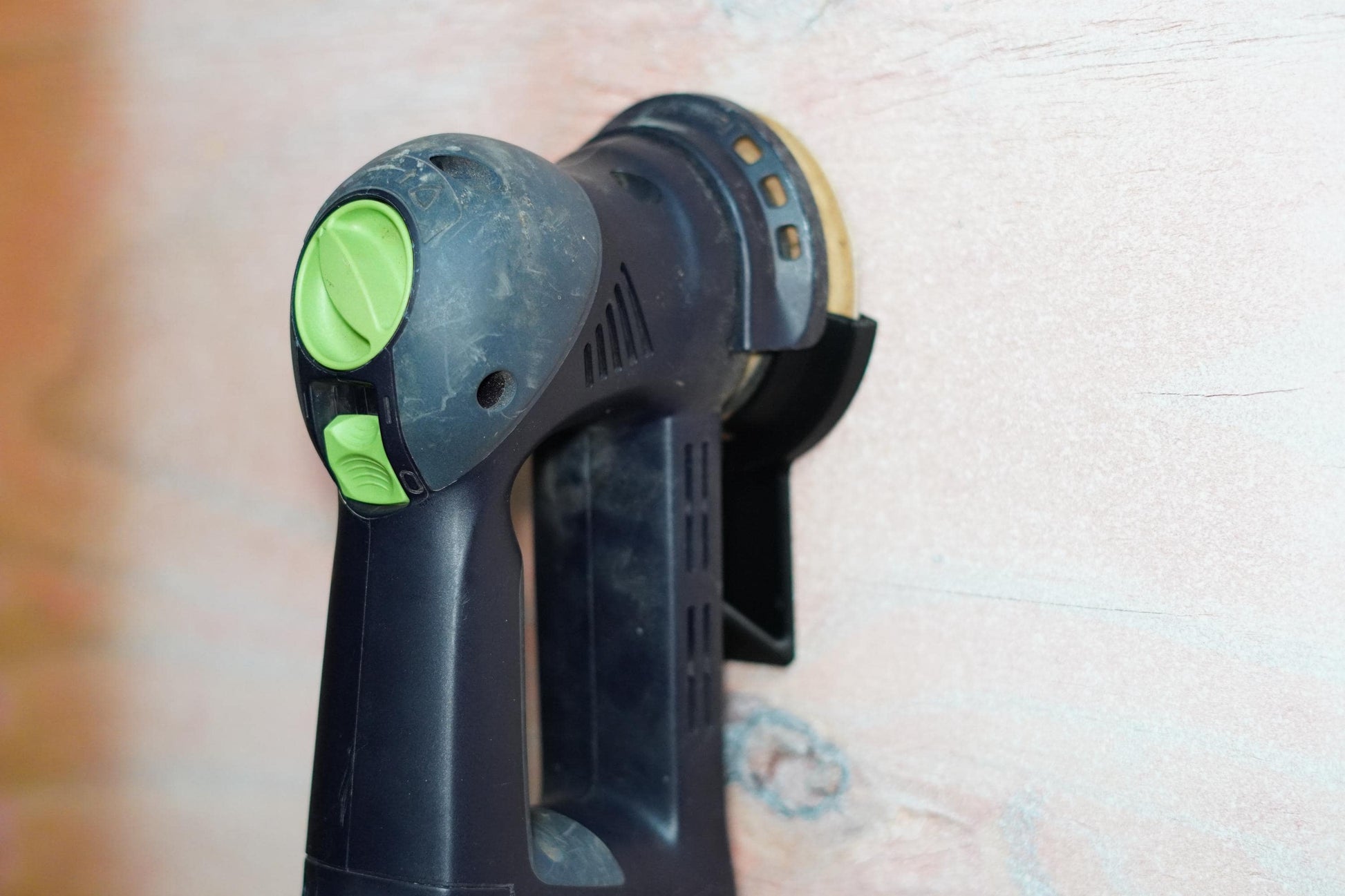 Sander mounted securely with sanding disc still on (etsy image id: 6792026584)