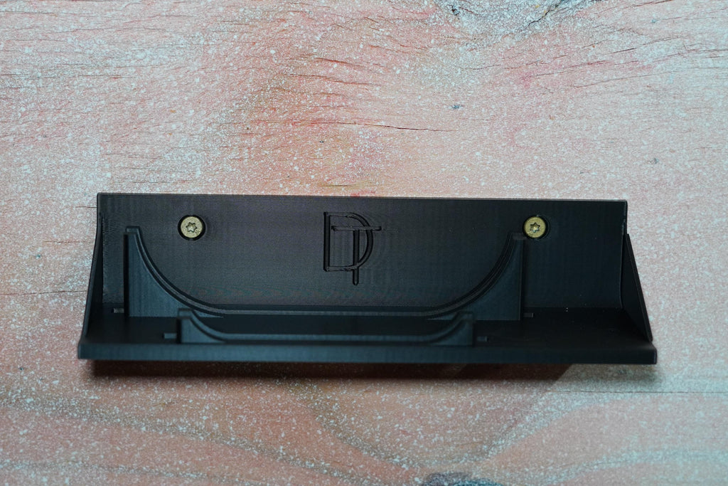 Full front view of mounted square holder (etsy image id: 6803334666)