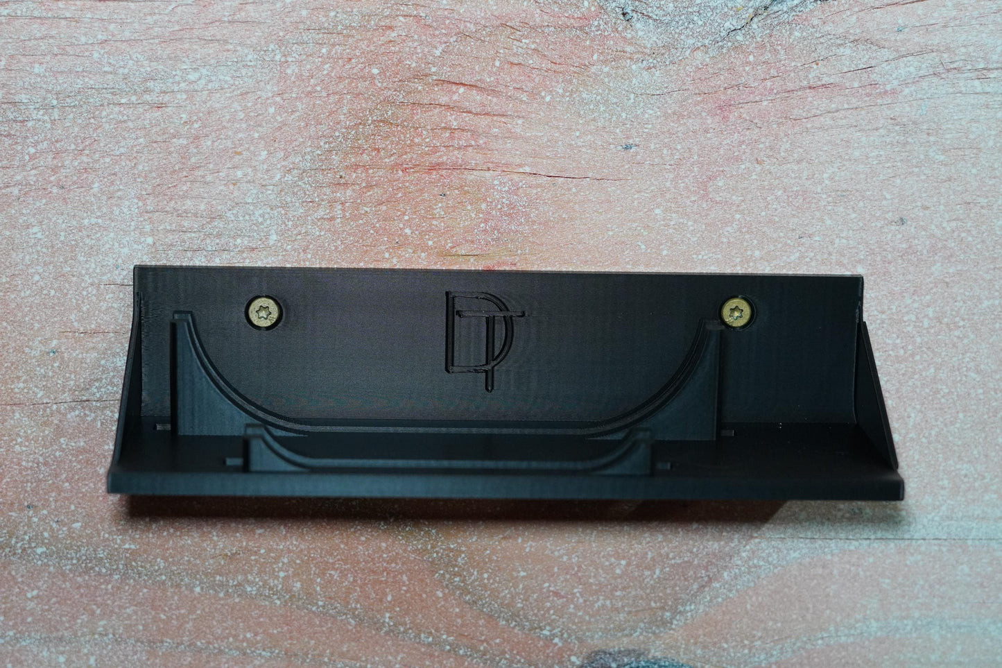 Full front view of mounted square holder (etsy image id: 6803334666)